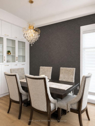 308 King Road, Richmond Hill, ON - Indoor Photo Showing Dining Room