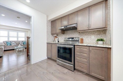 2412 Fall Harvest Crescent, Pickering, ON - Indoor Photo Showing Kitchen