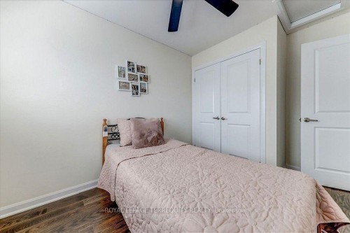 2412 Fall Harvest Crescent, Pickering, ON - Indoor Photo Showing Bedroom