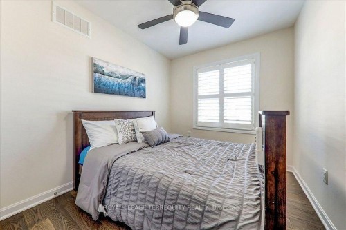 2412 Fall Harvest Crescent, Pickering, ON - Indoor Photo Showing Bedroom