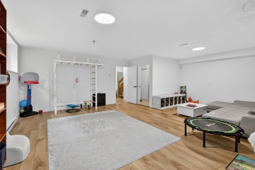 Family Room - 30 Rue Du Grand-Duc, Montréal (Verdun/Île-Des-Soeurs), QC - Indoor