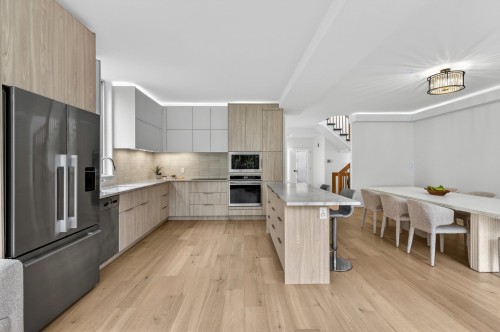 Kitchen - 30 Rue Du Grand-Duc, Montréal (Verdun/Île-Des-Soeurs), QC - Indoor Photo Showing Kitchen With Upgraded Kitchen