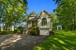 1255 Rue des Pionniers Saint-André-D'Argenteuil, QC J0V 1X0