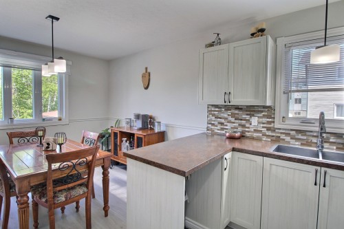 Vue d'ensemble - 11-1613 Rue Des Hauts-Bois, Val-D'Or, QC - Indoor Photo Showing Other Room