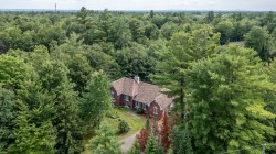 112 Rue Jacques  Saint-Colomban, QC J5K 1G2