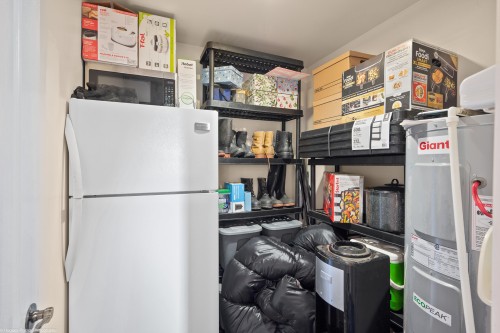 Rangement - 112 Rue Jacques, Saint-Colomban, QC - Indoor