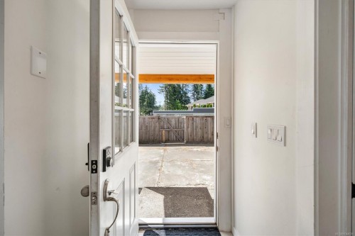 12 Lynnwood Rd, Campbell River, BC 