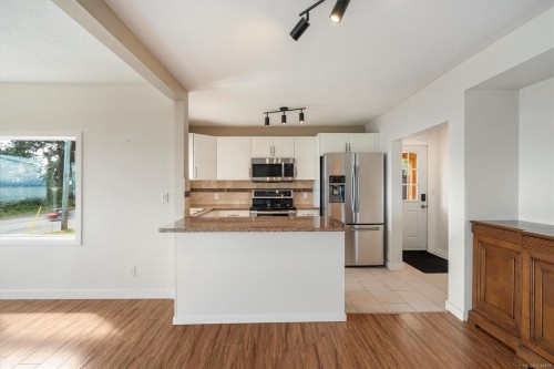 12 Lynnwood Rd, Campbell River, BC 