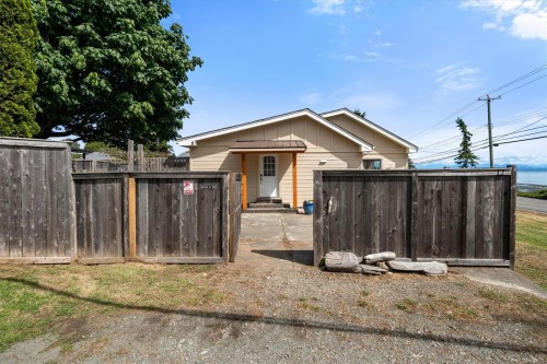 12 Lynnwood Rd, Campbell River, BC 