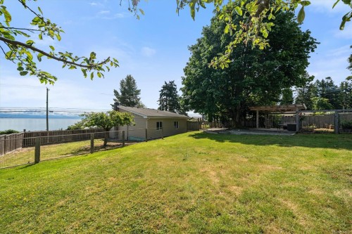 12 Lynnwood Rd, Campbell River, BC 