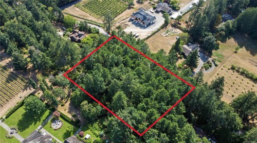 6147 Old West Saanich Rd, Saanich, BC 