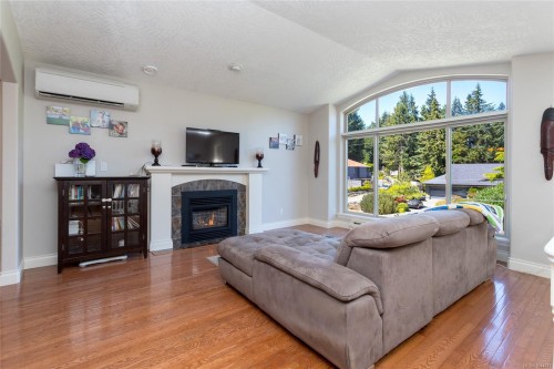 804 Bucktail Rd, Mill Bay, BC 