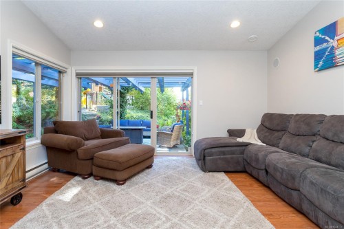 804 Bucktail Rd, Mill Bay, BC 