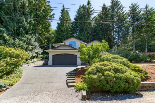 804 Bucktail Rd, Mill Bay, BC 