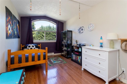804 Bucktail Rd, Mill Bay, BC 