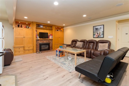 804 Bucktail Rd, Mill Bay, BC 