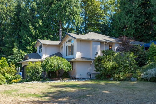 804 Bucktail Rd, Mill Bay, BC 