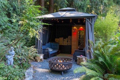 804 Bucktail Rd, Mill Bay, BC 