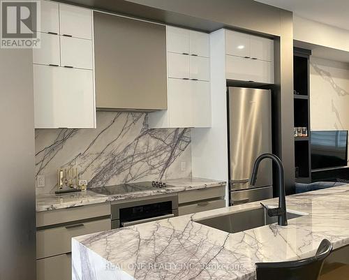 UNIT 5 - 25 DERVOCK CRESCENT , Toronto, Ontario M2K 0G7 5
