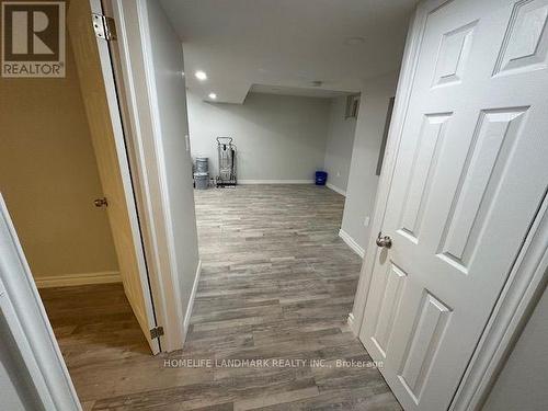 542 WINGROVE CRESCENT , Oakville, Ontario L6L 4R6 4