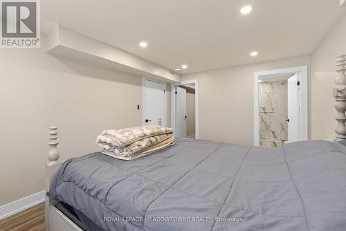 1268 Forest Hill, Oakville, ON - Indoor Photo Showing Bedroom