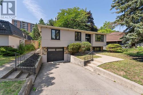 1268 Forest Hill, Oakville, ON - Outdoor