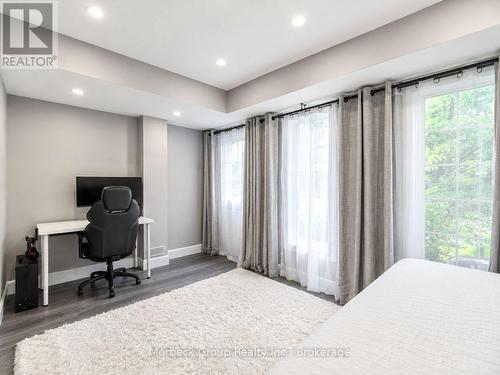 24 - 1100 Begley Street, Pickering (Bay Ridges), ON - Indoor Photo Showing Bedroom
