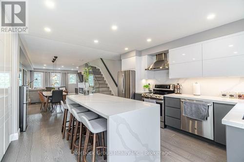 24 - 1100 Begley Street, Pickering (Bay Ridges), ON - Indoor Photo Showing Kitchen With Upgraded Kitchen