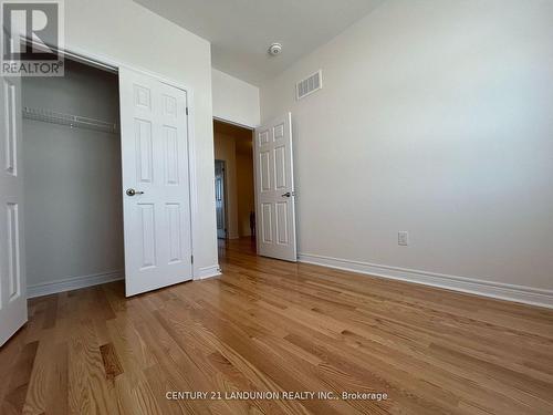 111 Mumbai Drive, Markham, ON - Indoor Photo Showing Other Room