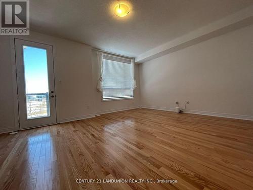 111 Mumbai Drive, Markham, ON - Indoor Photo Showing Other Room