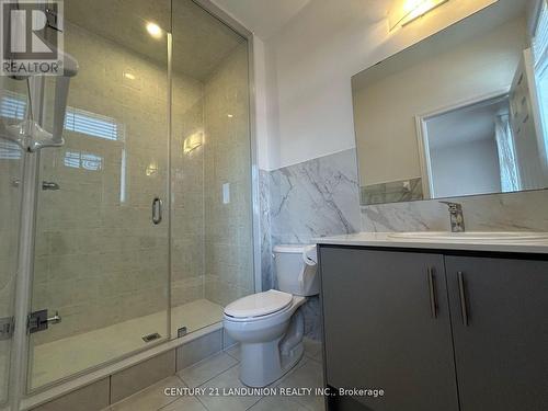 111 Mumbai Drive, Markham, ON - Indoor Photo Showing Bathroom