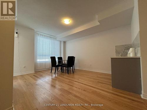 111 Mumbai Drive, Markham, ON - Indoor Photo Showing Dining Room
