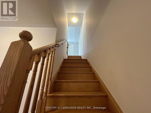 111 Mumbai Drive, Markham, ON - Indoor Photo Showing Other Room