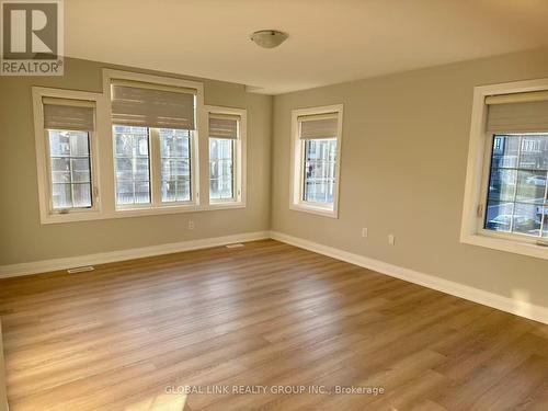 1 Copperhill Heights N, Barrie, ON - Indoor Photo Showing Other Room