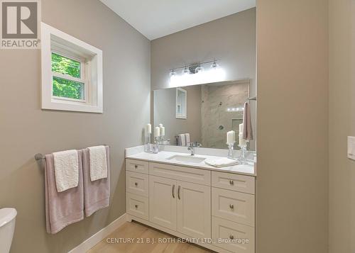 Ensuite Vanity - 1650 Trader Cowan Road, Severn, ON - Indoor Photo Showing Bathroom