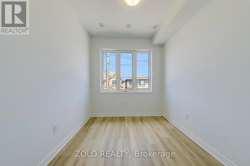 1572 Rutland Crescent, Milton, ON - Indoor Photo Showing Other Room