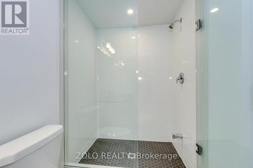 1572 Rutland Crescent, Milton, ON - Indoor Photo Showing Bathroom