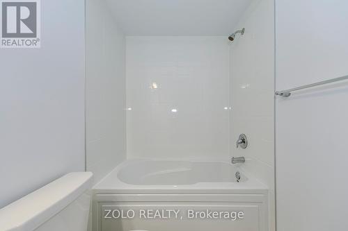 1572 Rutland Crescent, Milton, ON - Indoor Photo Showing Bathroom