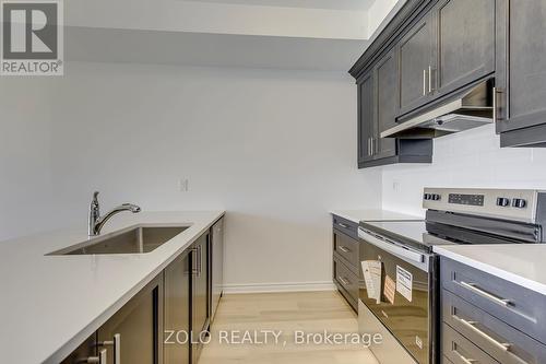 1572 Rutland Crescent, Milton, ON - Indoor Photo Showing Kitchen