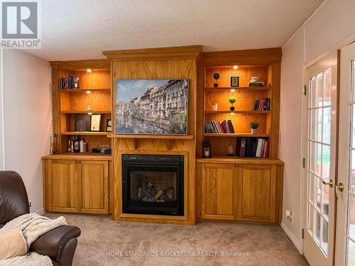 5400 Cedar Street, Niagara Falls, ON - Indoor With Fireplace