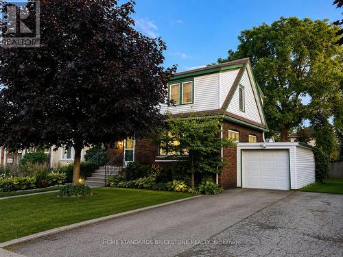 5400 Cedar Street, Niagara Falls, ON - Outdoor