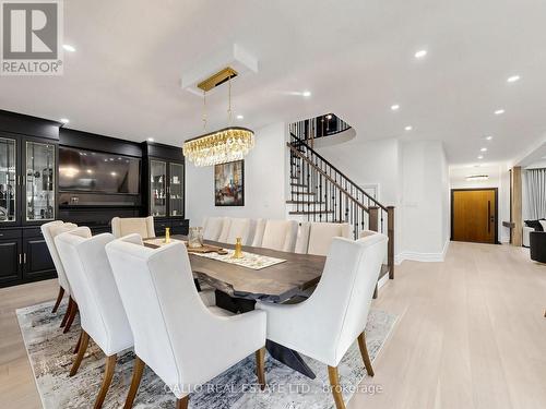 111 Pondmede Crescent, Whitchurch-Stouffville, ON - Indoor With Fireplace