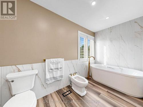 111 Pondmede Crescent, Whitchurch-Stouffville, ON - Indoor Photo Showing Bathroom