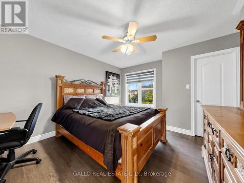 111 Pondmede Crescent, Whitchurch-Stouffville, ON - Indoor Photo Showing Bedroom