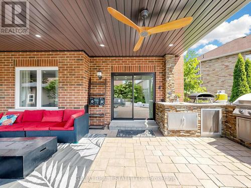 111 Pondmede Crescent, Whitchurch-Stouffville, ON - Outdoor With Deck Patio Veranda With Exterior