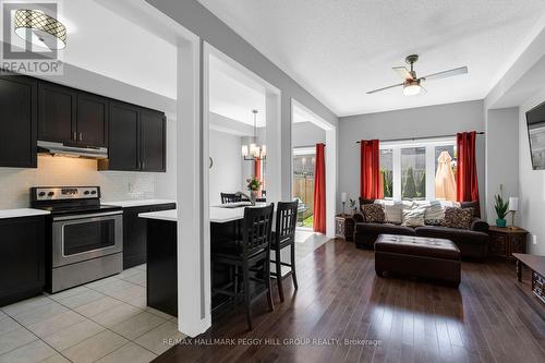 55 Forsyth Crescent, Barrie, ON - Indoor