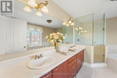 53 Brookwood Drive, Barrie, ON - Indoor Photo Showing Bathroom