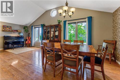 40 Peter Street, Scotland, ON - Indoor Photo Showing Dining Room