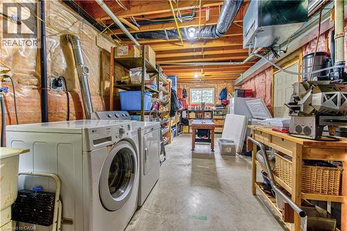 40 Peter Street, Scotland, ON - Indoor Photo Showing Laundry Room