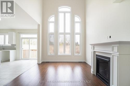 33 Pearl Street, Wasaga Beach, ON - Indoor With Fireplace